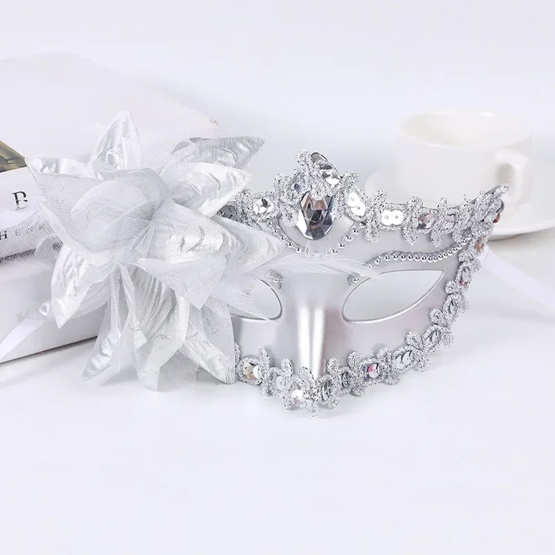 1 Pcs Halloween Princess Half  - Respirator Half Face 评论和价格
