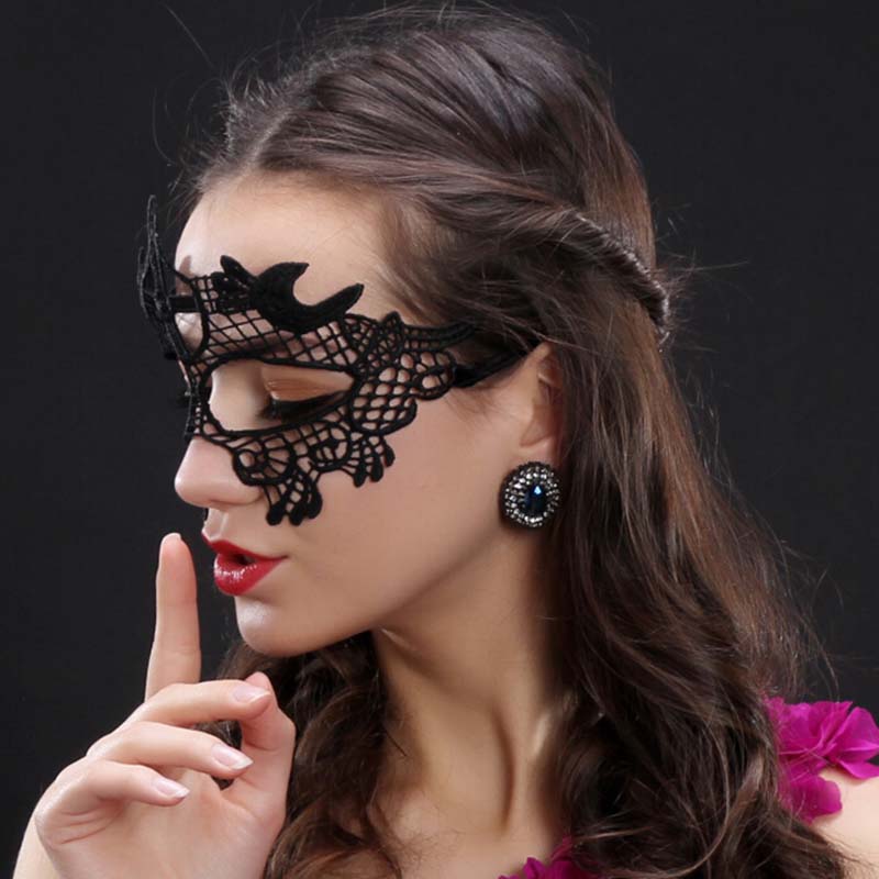 Sexy Women Lace Hollow Masquer - Respirator Half Face 评论和价格